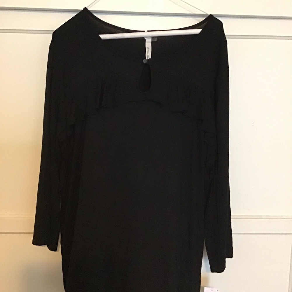 NY Collection Womens Ruffled Keyhole Top